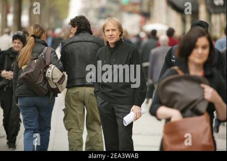 French pianist Richard Clayderman poses in Paris, France on April 12, 2005 as his new album is coming and a concert is planned on october 24, 2005. Richard who knows a real success abroad, is still not very recognize in France. Photo by Greg Soussan/ABACA. Stock Photo