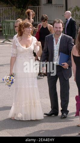 Wedding of French actor Bruno Solo ( Lassalle) and Veronique Clochepin at the City hall of Saint-Germain-Les-Corbeil, France on June 24, 2005. Photo by Bruno Klein/ABACA. Stock Photo