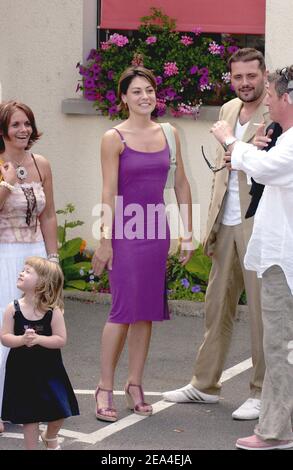 Shirley Bousquet attends the wedding of French actor Bruno Solo ( Lassalle) and Veronique Clochepin at the City hall of Saint-Germain-Les-Corbeil, France on June 24, 2005. Photo by Bruno Klein/ABACA. Stock Photo