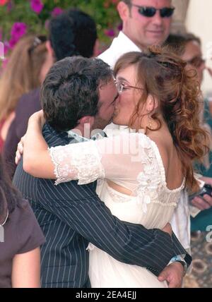 Wedding of French actor Bruno Solo ( Lassalle) and Veronique Clochepin at the City hall of Saint-Germain-Les-Corbeil, France on June 24, 2005. Photo by Bruno Klein/ABACA. Stock Photo