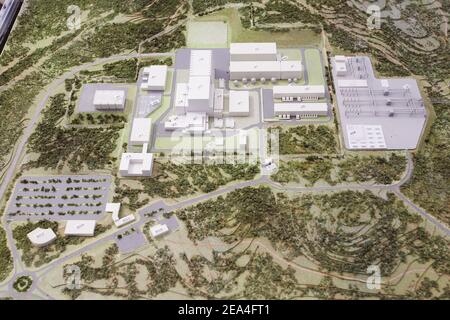 Model of the the international ITER (Thermonuclear Experimental Reactorsite). A six-party consortium on Tuesday chose France as the site for ITER, opening the way for development of a potential source of clean, inexhaustible energy. French President Jacques Chirac visits the future experimental nuclear fusion reactor in Cadarache, north of Marseille June 30, 2005. Photo by Laurent Zabulon/ABACA. Stock Photo