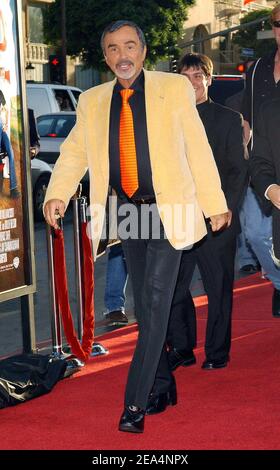 Cast member Burt Reynolds attends the premiere of Warner Bros 'The Dukes of Hazzard', also starring Jessica Simpson, Johnny Knoxville, Seann William Scott and Lynda Carter, held at the Grauman's Chinese Theatre in Los Angeles, CA, USA, on July 28, 2005. Photo by Lionel Hahn/ABACAPRESS.COM Stock Photo