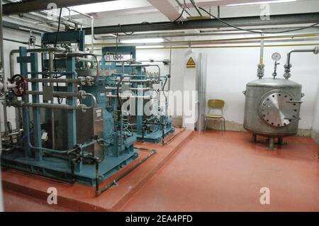 Inside view of the Uranium Conversion Facility (UCF) in Isfahan, Iran, on November 20, 2004. Iran said nuclear processing is set to resume at the Isfahan plant, the largest of its type in the country, on Wednesday. France, Britain and Germany have warned Iran of a major international crisis if the country goes ahead with its plans. Photo by ABACAPRESS.COM Stock Photo