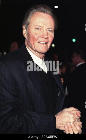 'File picture dated 07/02/2001 of US actor Jon Voight. Voight has replaced Ian Holm in the CBS miniseries about Pope John Paul II. The four-hour miniseries, working under the straightforward title ''Pope John Paul II,'' has begun production in Krakow, Poland, and will later shoot in Vatican City. Photo by Lionel Hahn/ABACAPRESS.COM' Stock Photo