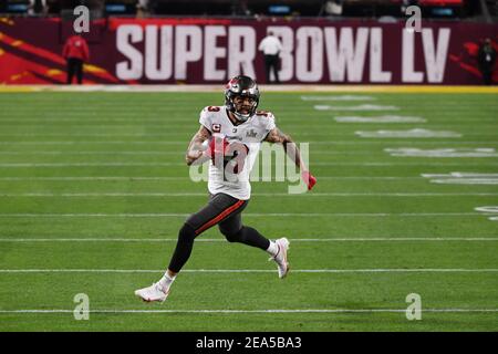 Super Bowl 2021 photos: Chiefs vs. Buccaneers - Los Angeles Times