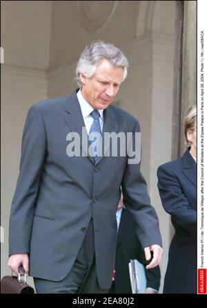 French Interior Minister Dominique de Villepin after the Council of Ministers at the Elysee Palace in Paris on April 28, 2004. Photo by Mousse/ABACA. Stock Photo