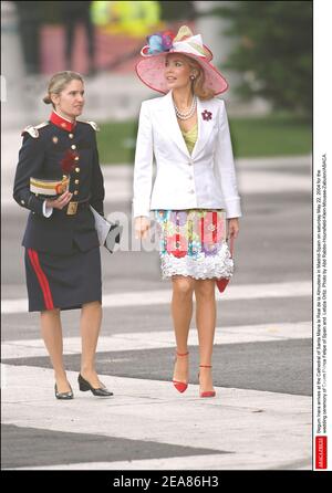 Begum Inaara arrives at the Cathedral of Santa Maria la Real de la Almudena in Madrid-Spain on saturday May 22, 2004 for the wedding ceremony of Crown Prince Felipe of Spain and Letizia Ortiz. Photo by Abd Rabbo-Hounsfield-Klein-Mousse-Zabulon/ABACA. Stock Photo