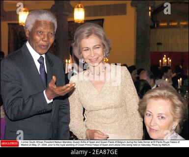 Former South African President Nelson Mandela, Queen Sofia of Spain and Queen Paola of Belgium during the Gala Dinner at El Pardo Royal Palace of Madrid on May, 21, 2004, prior to the royal wedding of Crown Prince Felipe of Spain and Letizia Ortiz being held on Saturday. Photo by ABACA. Stock Photo