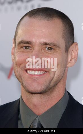 Jim Carrey attends the 32nd AFI Life Achievement Award honoring Meryl Streep at the Kodak Theatre in Hollywood. Los Angeles, June 10, 2004. (Pictured: Jim Carrey). Photo by Lionel Hahn/Abaca. Stock Photo