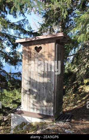 Hike to the Pleisenspitze (2569m), toilet, toilet, mountain tour, mountain hiking, outdoor, break, Pleisenhütte Stock Photo