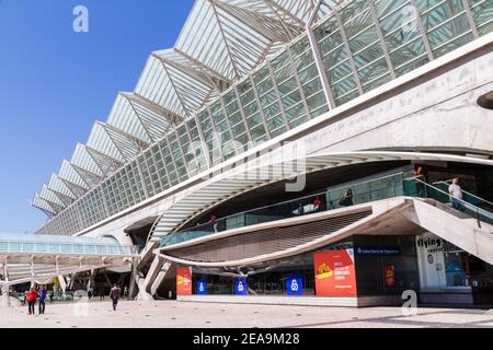 Portugal Lisbon Oriente Gare do Oriente intermodal hub transportation station Santiago Calatrava railway train station platform metal lattice modern a Stock Photo