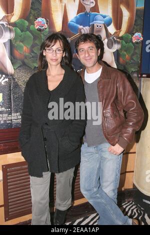 EXCLUSIVE. French actress Mathilda May and husband Philippe Kelly attend the premiere of 'Wallace et Gromit' at Planet Hollywood restaurant in Paris, France, on October 7, 2005. Photo by Benoit Pinguet/ABACAPRESS.COM Stock Photo