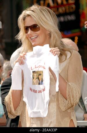 Penny Lancaster attends the ceremony where Rod Stewart is honored with the 2293rd Star on the Hollywood Walk of Fame in front of the Kodak Theatre. Los Angeles, October 11, 2005. Photo by Lionel Hahn/ABACAPRESS.COM. Stock Photo