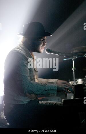 Gaz Coombes of Supergrass perform on stage at the Brixton Academy ...