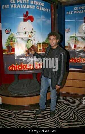 EXCLUSIVE. French actor Zinedine Soualem attends the 'Chicken Little' French premiere at the Planet Hollywood restaurant in Paris, France, on December 4, 2005. Photo by Benoit Pinguet/ABACAPRESS.COM Stock Photo