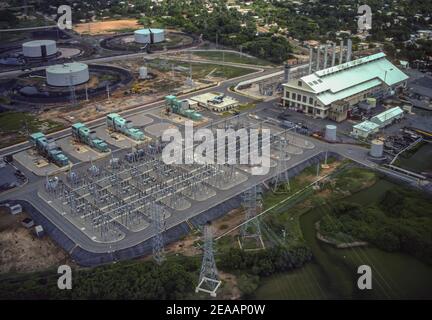 LAKE MARACAIBO, VENEZUELA, OCTOBER 1988 - Aerial of Lagoven oil company  electricity operations, in Zulia State. Stock Photo