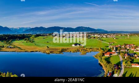 Froschhauser See, Froschhausen near Murnau, Das Blaue Land, Alpine Foreland, Upper Bavaria, Bavaria, Germany, Europe Stock Photo