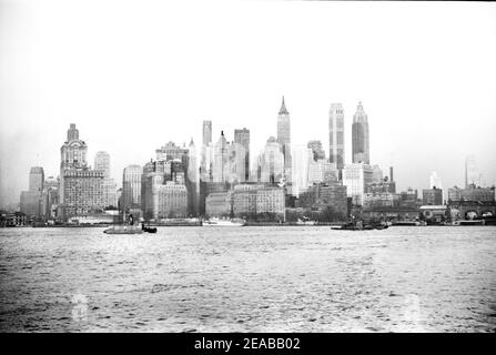 Downtown Cityscape and New York Harbor, New York City, New York, USA, Jack Delano, U.S. Office of War Information, December 1941 Stock Photo