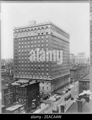 New York City - Ritz-Carlton Hotel, Madison Ave. & 46th St. Stock Photo