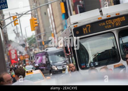 M7 MTA bus on 7th Avenue in Midtown Manhattan Stock Photo