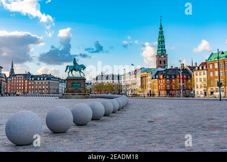 Statue of Frederik VII in front of Christiansborg palace at Copenhagen, Denmark Stock Photo