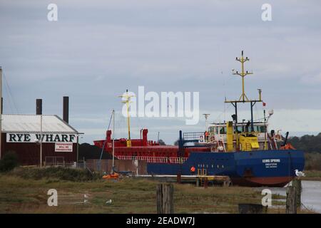 EEMS SPRING CARGO SHIP AT RASTRUM AT RYE WHARF Stock Photo