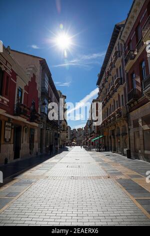 Europe, Spain, Leon, Shops and traditional architecture on Calle Ancha by evening light Stock Photo