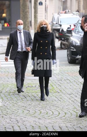 Paris, France. 09th Feb, 2021. Brigitte Macron arriving to a tribute mass for French actor and director Robert Hossein at Saint-Sulpice church in Paris, France on February 9, 2021. He died of Covid-19 at the age of 93 on December 31, 2020. He's famous for his mega-productions of classics such as 'Les Miserables' and 'The Hunchback of Notre-Dame'. Photo by Jerome Domine/ABACAPRESS.COM Credit: Abaca Press/Alamy Live News Stock Photo