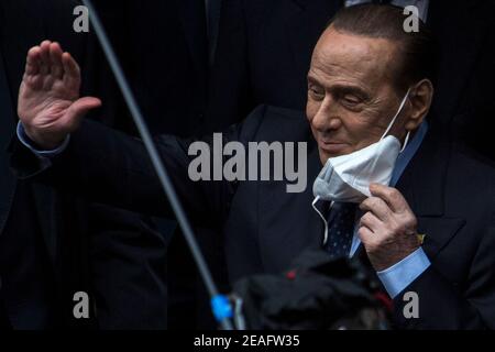 Rome, Italy. 09th Feb, 2021. Silvio Berlusconi, former Italian Prime Minister and President of Forza Italia Party arrives at the Italian Parliament to have a meeting with the designated Italian Prime Minister - and former President of the European Central Bank -, Mario Draghi. Today is the last day of Mario Draghi's consultations at Palazzo Montecitorio, meeting delegations of the Italian political parties in his attempt to form the new Italian Government. Credit: LSF Photo/Alamy Live News Stock Photo