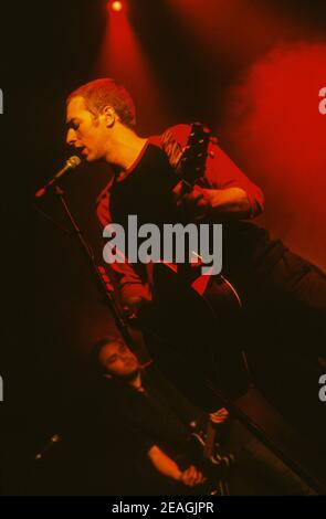 Coldplay performing at Wolverhampton Civic Hall on their Parachutes tour 18th October 2001. Stock Photo