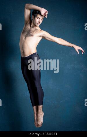 Male Ballet Dancer Poses Grunge Wall Dancing Studio Performer Muscular  Stock Photo by ©Nomadsoul1 476293874