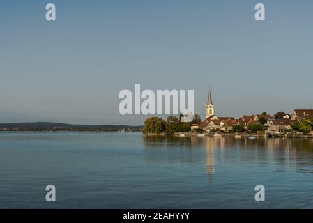 View of the village of Berlingen, Lake Constance, Canton Thurgau, Switzerland Stock Photo