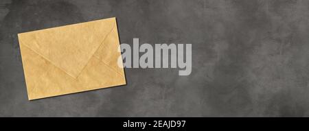 Brown paper enveloppe mockup template on horizontal concrete banner Stock Photo