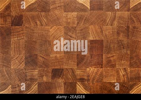 Oak wood butcher end grain chopping block board Stock Photo