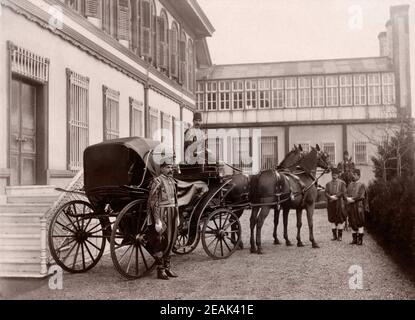 Turkish courtiers with horse drawn carriage in front of Yıldız Palace, Istanbul, Turkey, 19th century Stock Photo