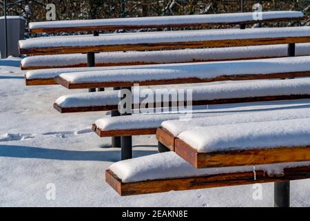 Winter, snowy landscape, restaurant, beer garden terrace, Jagdhaus Schellenberg, with view of Lake Baldeney, Essen, NRW, Germany Stock Photo