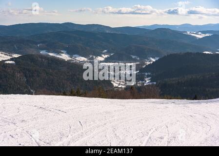 Beskid mountains seen from Jaworzyna Krynicka ski slope Stock Photo