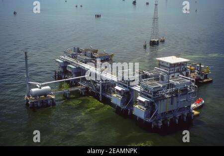 LAKE MARACAIBO, VENEZUELA, OCTOBER 1988 - Aerial of Lagoven oil company equipment, in Zulia State. Stock Photo