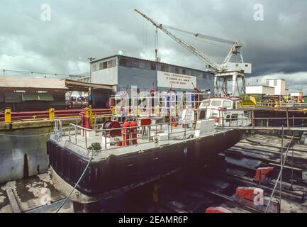 LAKE MARACAIBO, VENEZUELA, OCTOBER 1988 - Repair and fabrication workshop, Lagoven oil company, in Zulia State. Stock Photo