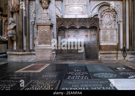 Westminster Abbey, graves and memorials in Poets Corner, UNESCO World Heritage Site, Westminster, London, England, United Kingdom, Europe Stock Photo