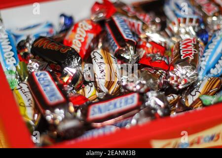 Mars, Bounty, Snickers, Milky Way and Twix chocolate bars, brands of Mars Incorporated Stock - Alamy