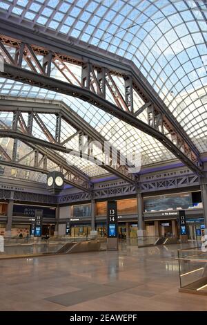 The brand new Moynihan Train Hall at Penn Station, Midtown Manhattan, New York City, USA Stock Photo