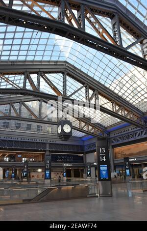 The brand new Moynihan Train Hall at Penn Station, Midtown Manhattan, New York City, USA Stock Photo