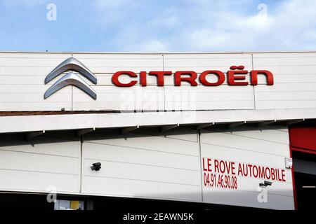 Le Rove, France. 2nd Feb, 2021. A Citroen logo seen at the dealer.Car brands and logos in Le Rove, France. Credit: Gerard Bottino/SOPA Images/ZUMA Wire/Alamy Live News Stock Photo