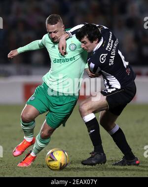 Celtic's Leigh Griffiths (left) and St Mirren's Joe Shaughnessy battle for the ball during the Scottish Premiership match at The SMiSA Stadium, Paisley. Picture date: Wednesday February 10, 2021. Stock Photo