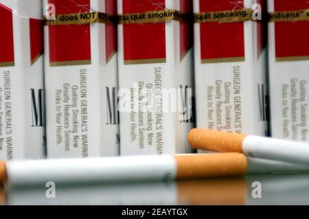 Oct 26 2009. New Orleans, Louisiana. USA Cigarette warnings. Marlboro  Cigarettes.Only the side of an American pack of Marlboro Medium cigarettes  carri Stock Photo