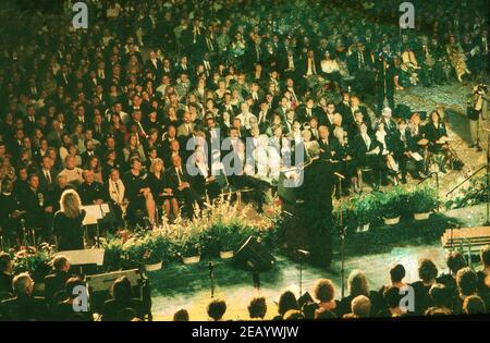 April 23, 1995, Oklahoma City, OK: Pres. Bill Clinton delivers eulogy to families of the victims of the Oklahoma City bombing ©Bob Daemmrich Stock Photo