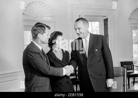 U.S. President Lyndon Johnson greeting Robert and Ethel Kennedy at White House, Washington, D.C., USA, Warren K. Leffler, September 3, 1964 Stock Photo