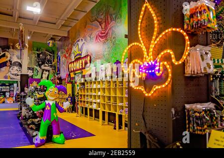 Mardi gras inflatable hi-res stock photography and images - Alamy