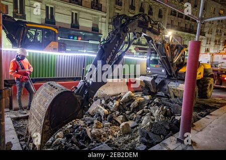Paris, France. 19th Jan, 2021. Repair of the roadway after collapse at the Pyrenees metro station on January 19, 2021 Avenue Simon Bolivar in Paris. Stock Photo